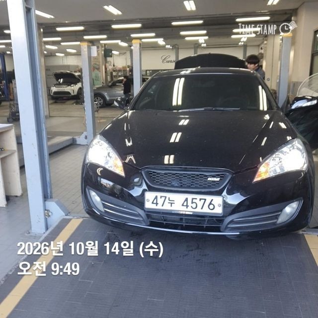 Hyundai Genesis 2009 — inspection photo 1