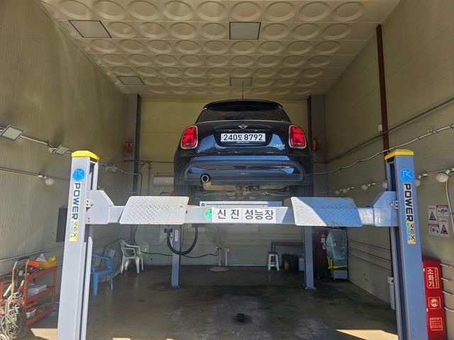Mini Cooper 2023 — inspection photo 2
