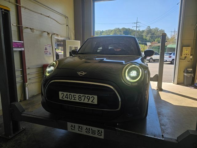 Mini Cooper 2023 — inspection photo 1