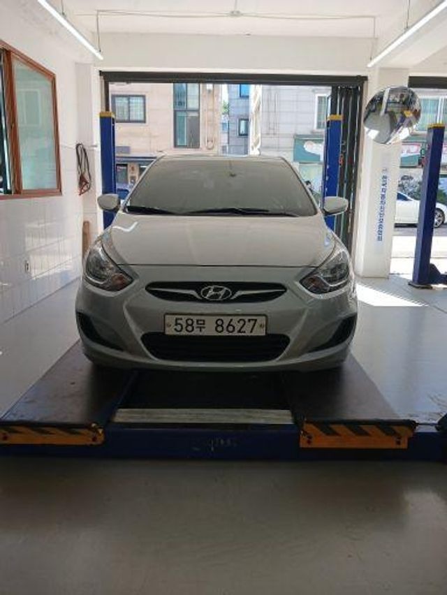 Hyundai Accent 2012 — inspection photo 1