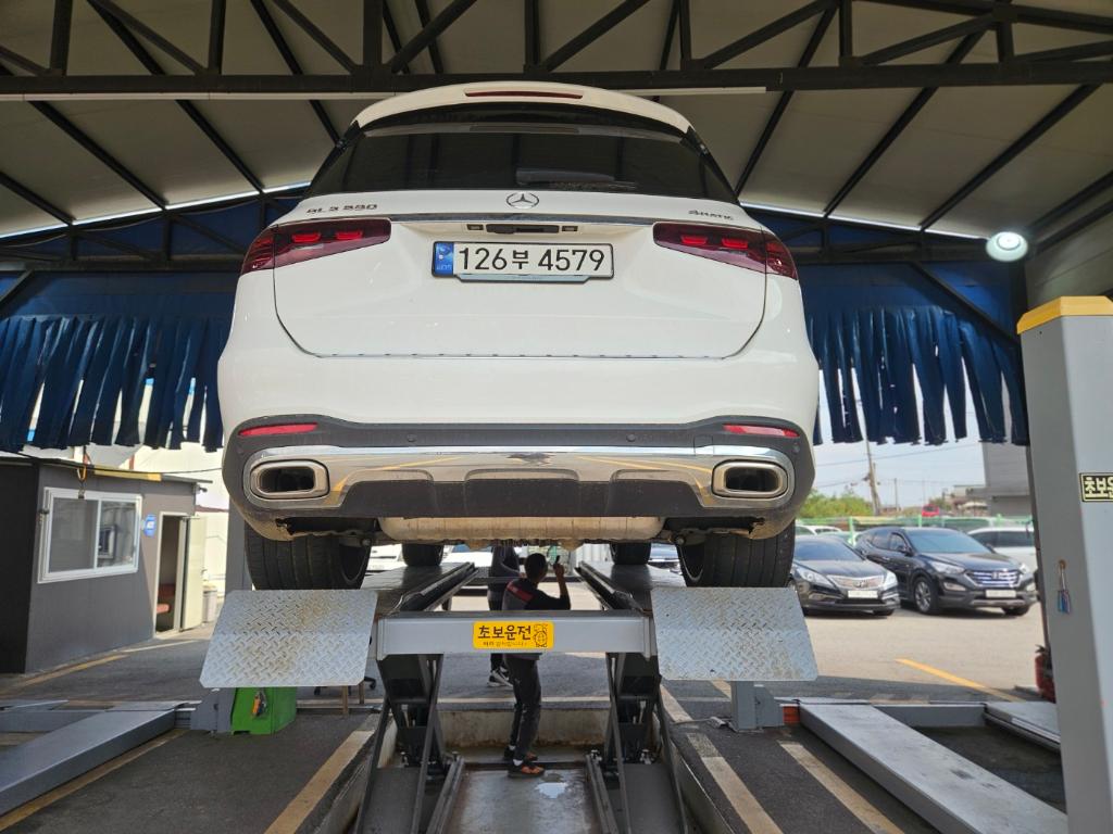 Mercedes-Benz GLS-Class 2024 — inspection photo 2