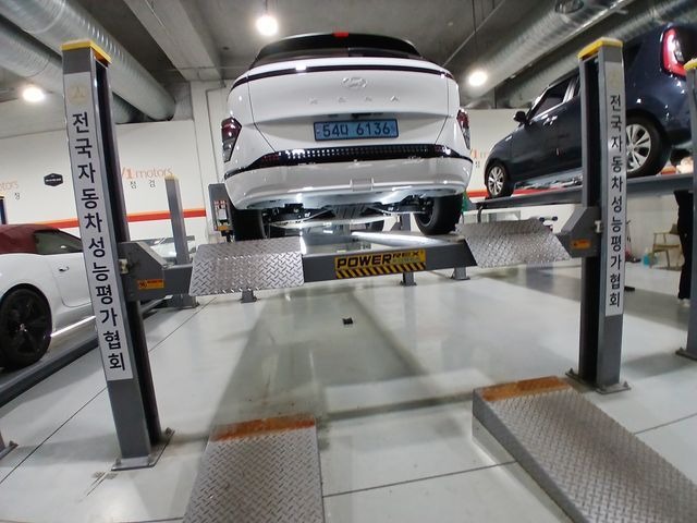 Hyundai Kona 2023 — inspection photo 2