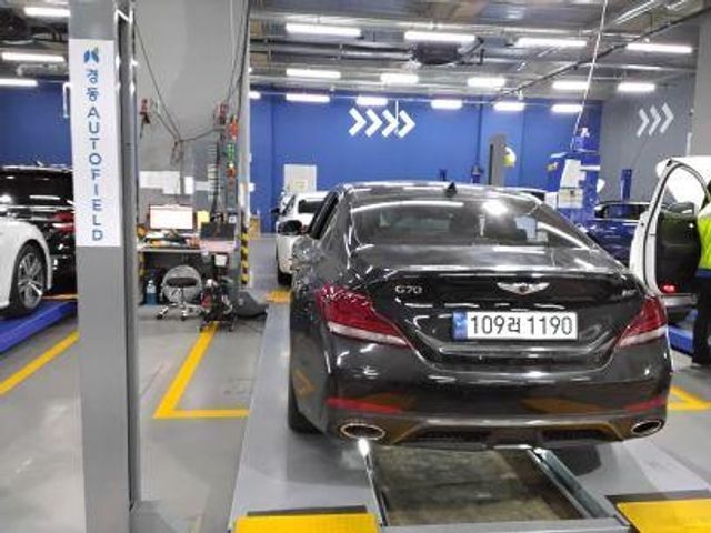 Genesis G70 2018 — inspection photo 2