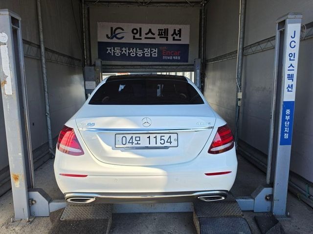 Mercedes-Benz E-Class 2017 — inspection photo 2