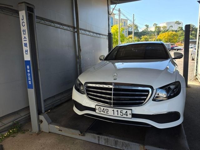 Mercedes-Benz E-Class 2017 — inspection photo 1