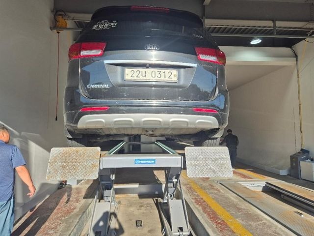 Kia Canival 2017 — inspection photo 2