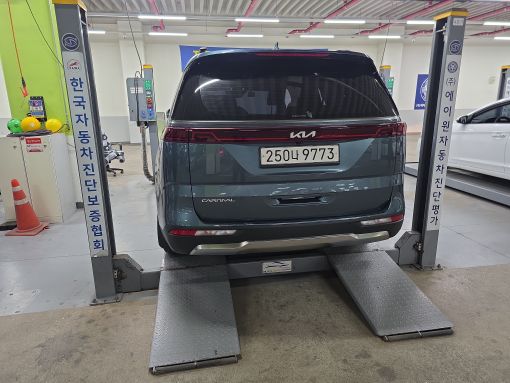 Kia Canival 2023 — inspection photo 2