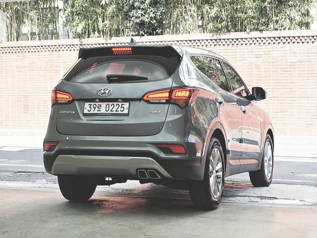 Hyundai Santafe 2017 — inspection photo 2