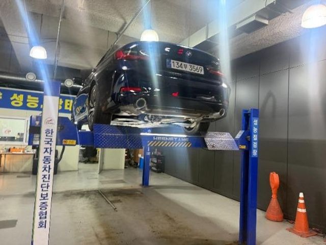 BMW 3-Series 2025 — inspection photo 2