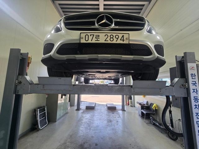Mercedes-Benz GLC-Class 2019 — inspection photo 1