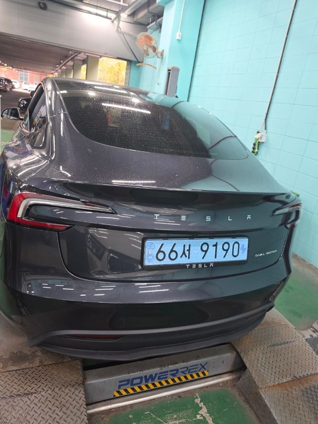 Tesla Model 3 2024 — inspection photo 2