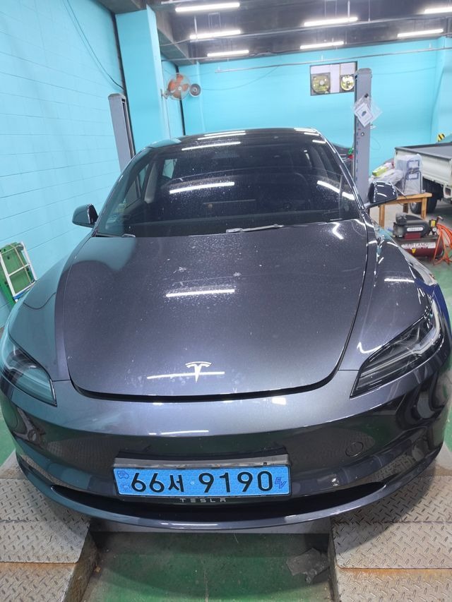 Tesla Model 3 2024 — inspection photo 1