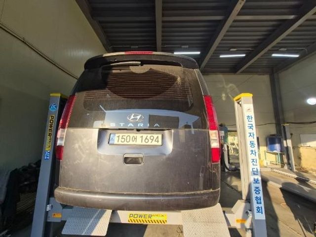 Hyundai Staria 2023 — inspection photo 2