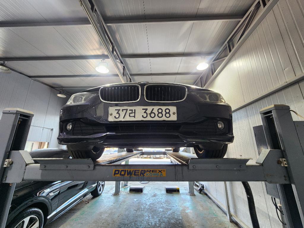 BMW 3-Series 2012 — inspection photo 1