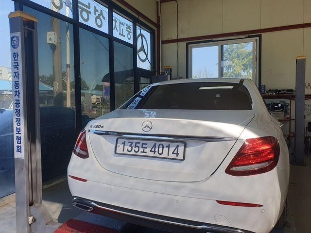 Mercedes-Benz E-Class 2017 — inspection photo 2