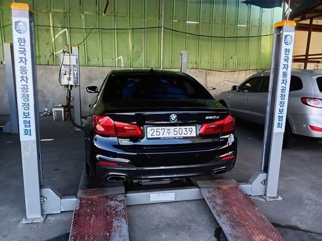 BMW 5-Series 2018 — inspection photo 2