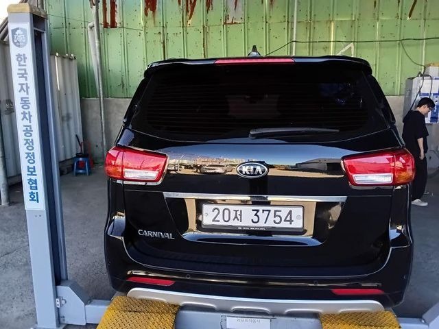 Kia Canival 2017 — inspection photo 2