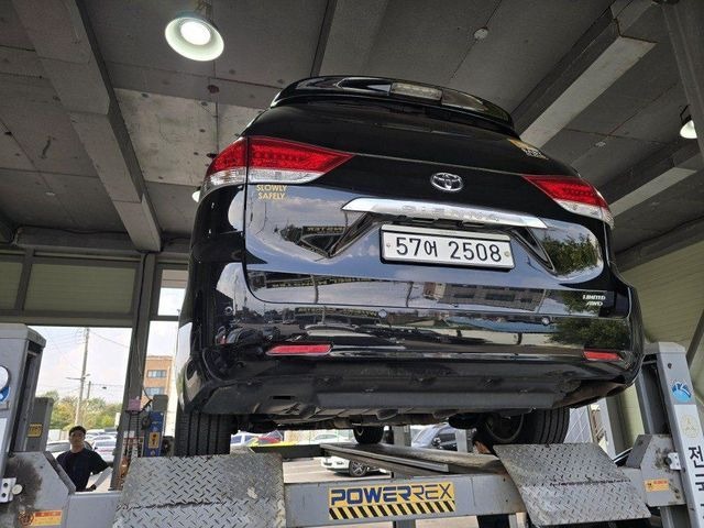 Toyota Sienna 2014 — inspection photo 2