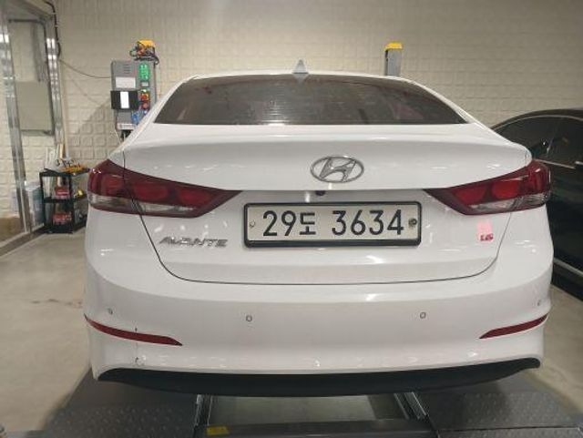 Hyundai AVANTE 2018 — inspection photo 2