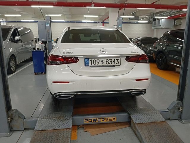 Mercedes-Benz E-Class 2022 — inspection photo 2