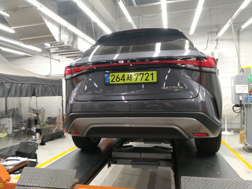 Lexus RX 2025 — inspection photo 2