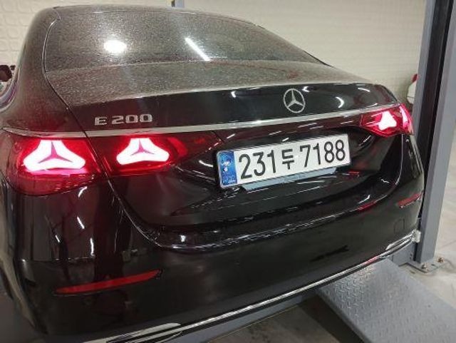 Mercedes-Benz E-Class 2024 — inspection photo 2