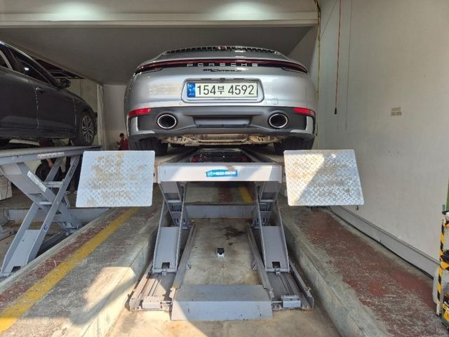Porsche 911 2021 — inspection photo 2