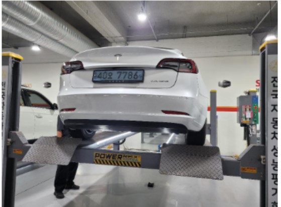 Tesla Model 3 2022 — inspection photo 2