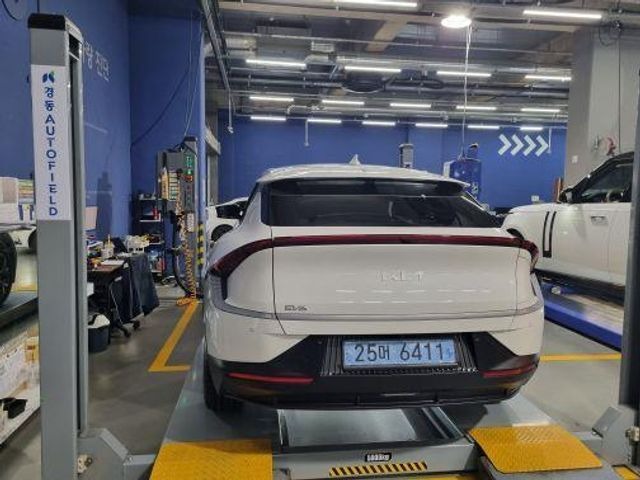 Kia EV6 2023 — inspection photo 1