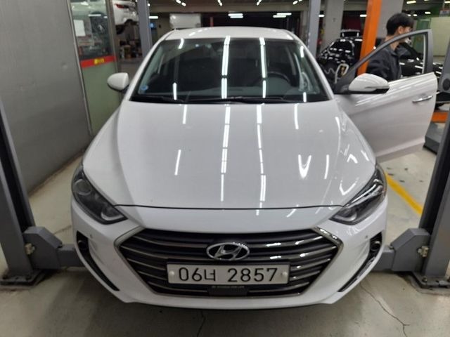 Hyundai AVANTE 2018 — inspection photo 1