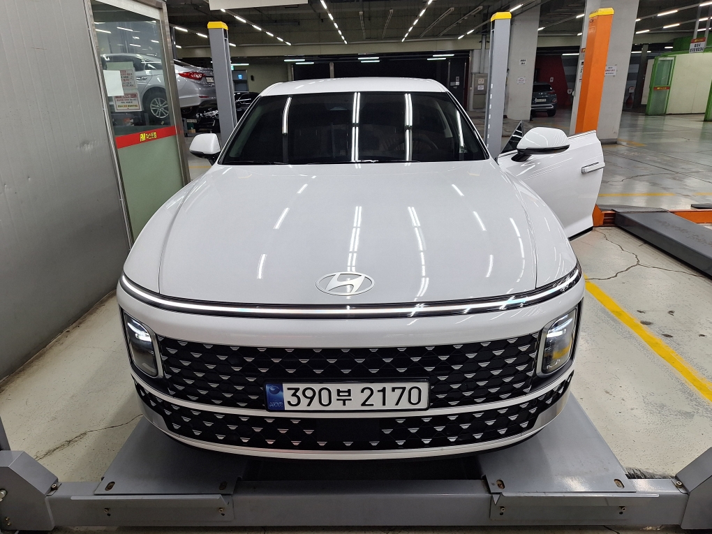 Hyundai Grandeur 2023 — inspection photo 1