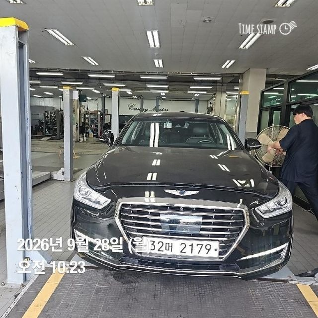 Genesis EQ900 2018 — inspection photo 1