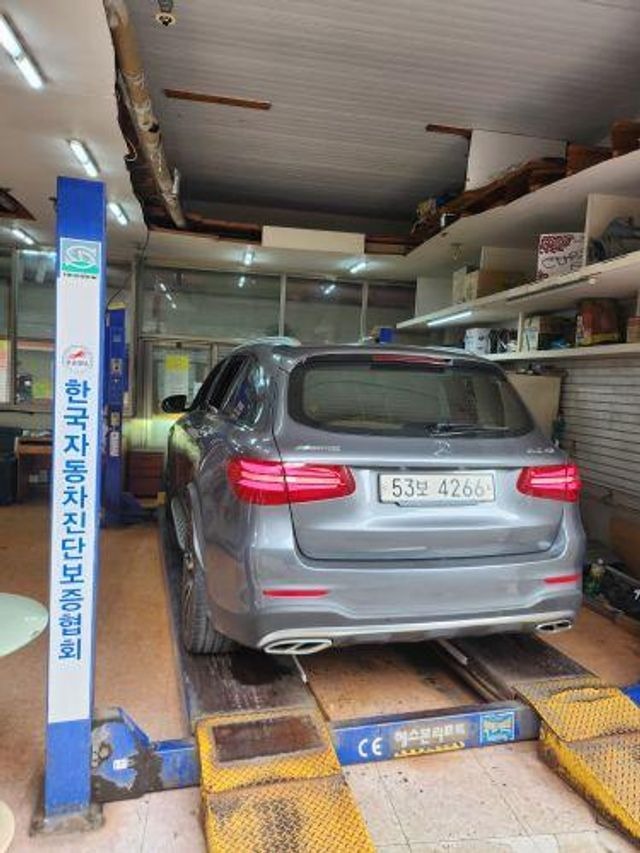 Mercedes-Benz GLC-Class 2018 — inspection photo 2