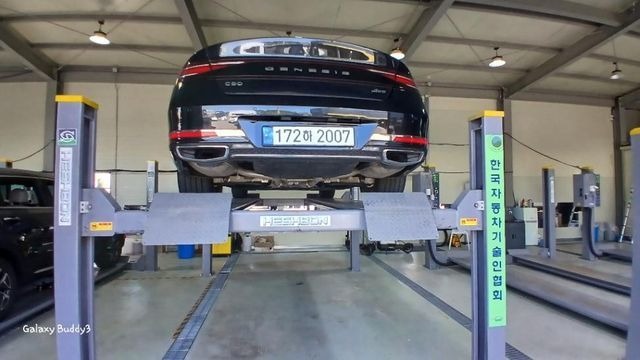 Genesis G90 2022 — inspection photo 2