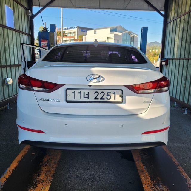 Hyundai AVANTE 2018 — inspection photo 2