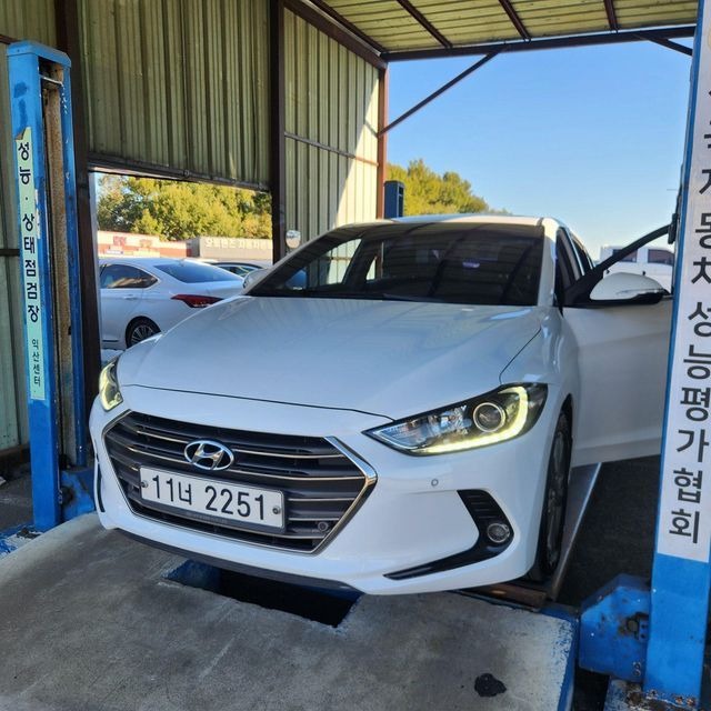 Hyundai AVANTE 2018 — inspection photo 1