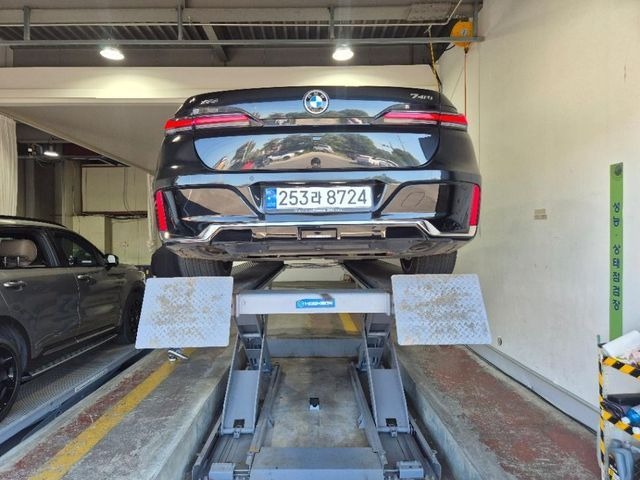 BMW 7-Series 2024 — inspection photo 2