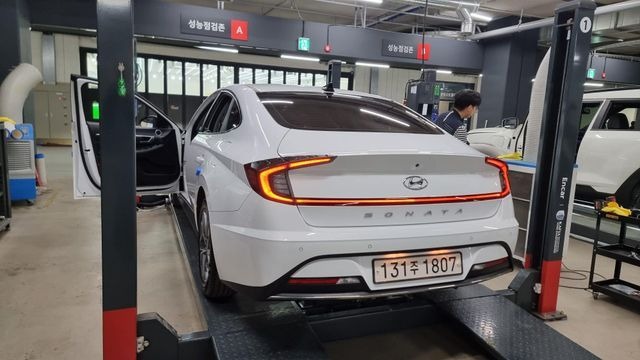 Hyundai Sonata 2023 — inspection photo 2
