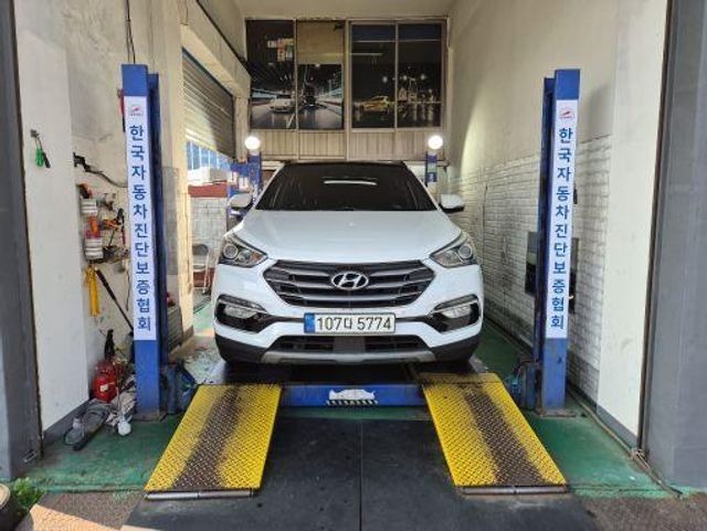 Hyundai Santafe 2018 — inspection photo 1