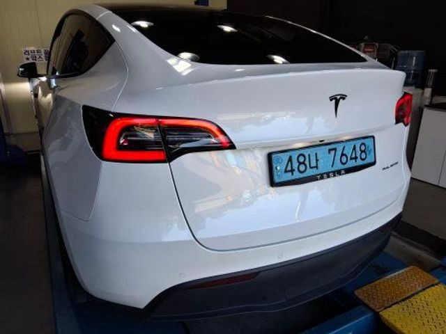 Tesla Model Y 2022 — inspection photo 2