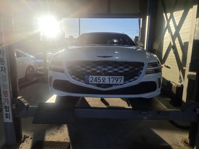 Genesis G80 2026 — inspection photo 1