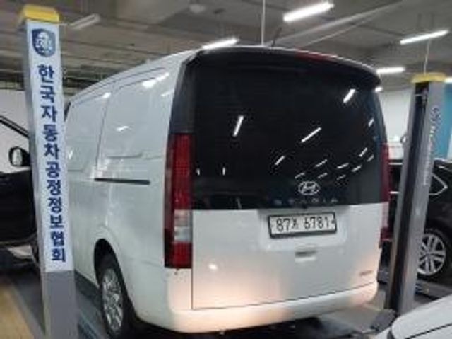Hyundai Staria 2022 — inspection photo 2