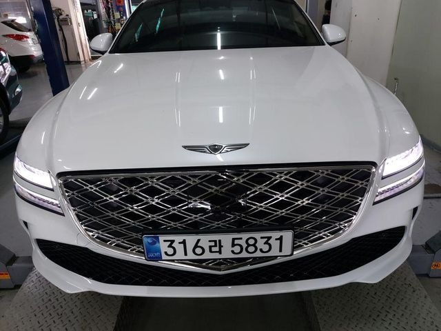 Genesis G80 2026 — inspection photo 1