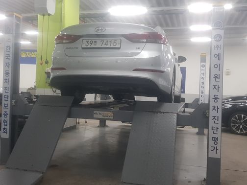 Hyundai AVANTE 2018 — inspection photo 2