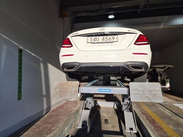 Mercedes-Benz E-Class 2017 — inspection photo 2
