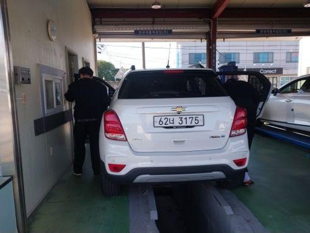 Chevrolet Korea Trax 2018 — inspection photo 1