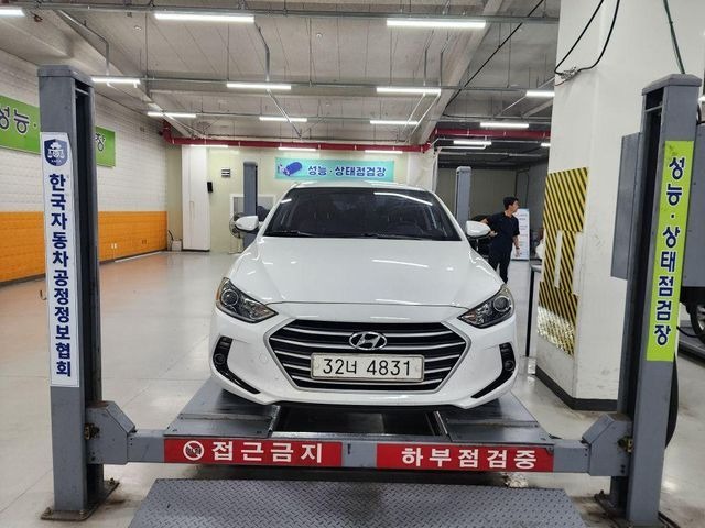 Hyundai AVANTE 2018 — inspection photo 1