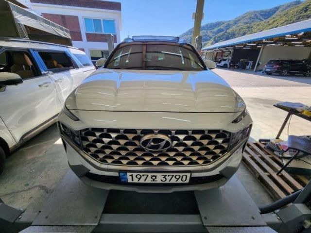 Hyundai Santafe 2023 — inspection photo 1