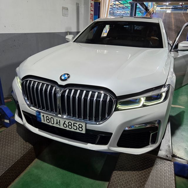 BMW 7-Series 2022 — inspection photo 1