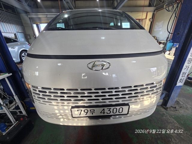 Hyundai Staria 2023 — inspection photo 1